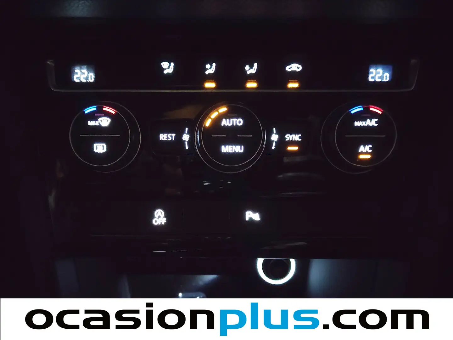 Foto Volkswagen Touran Volkswagen Touran Advance 2.0 TDI (150 CV) DSG 7 Plazas