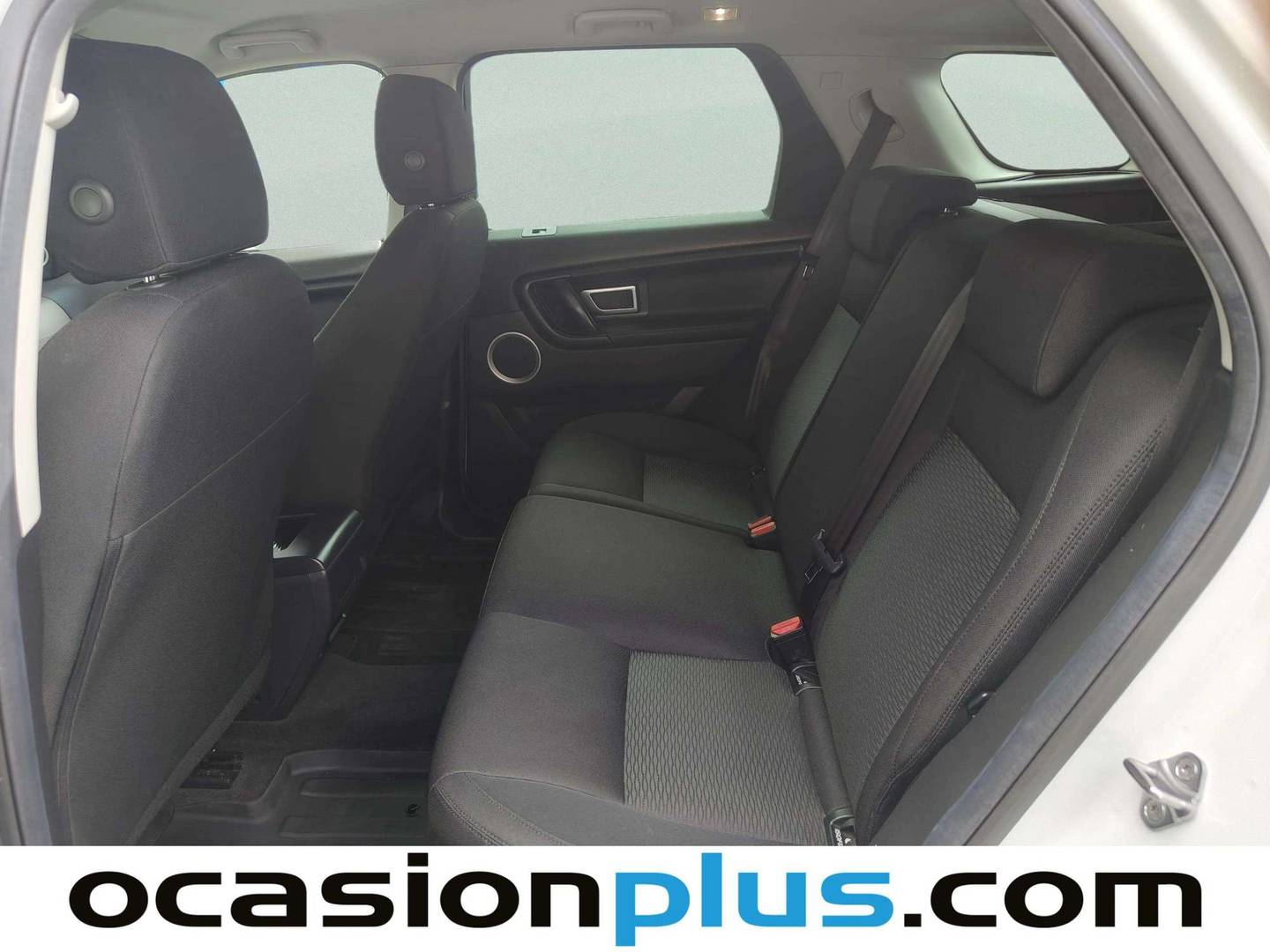 Foto asientos traseros Land Rover Discovery Sport Land Rover Discovery Sport 2.0L eD4 Pure 4x2 (150 CV)