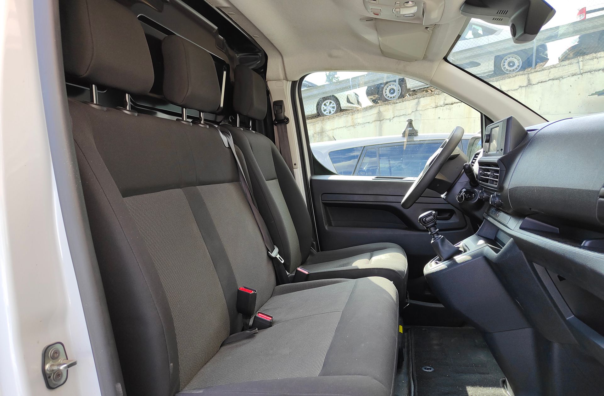 Peugeot Expert Furgon BlueHDi 120 Standard - foto 13