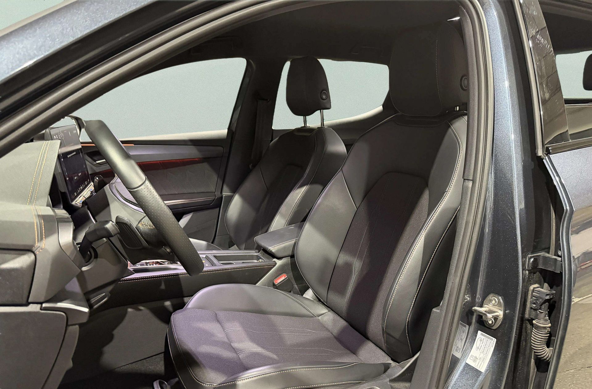 Cupra León 1.5 TSI e-Hybrid DSG - foto 12
