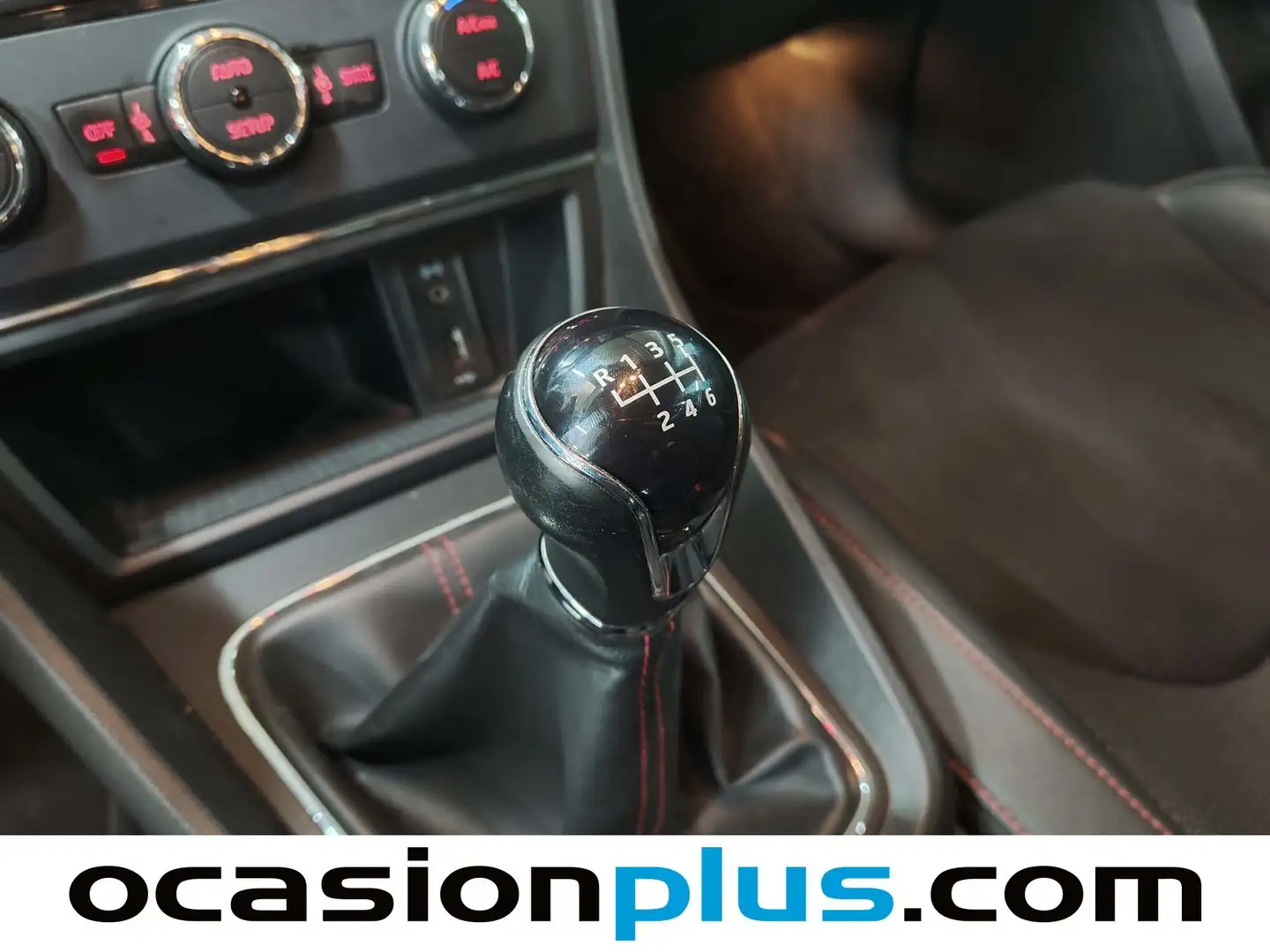 Foto Seat León SEAT León ST 2.0 TDI S&S FR (184 CV)