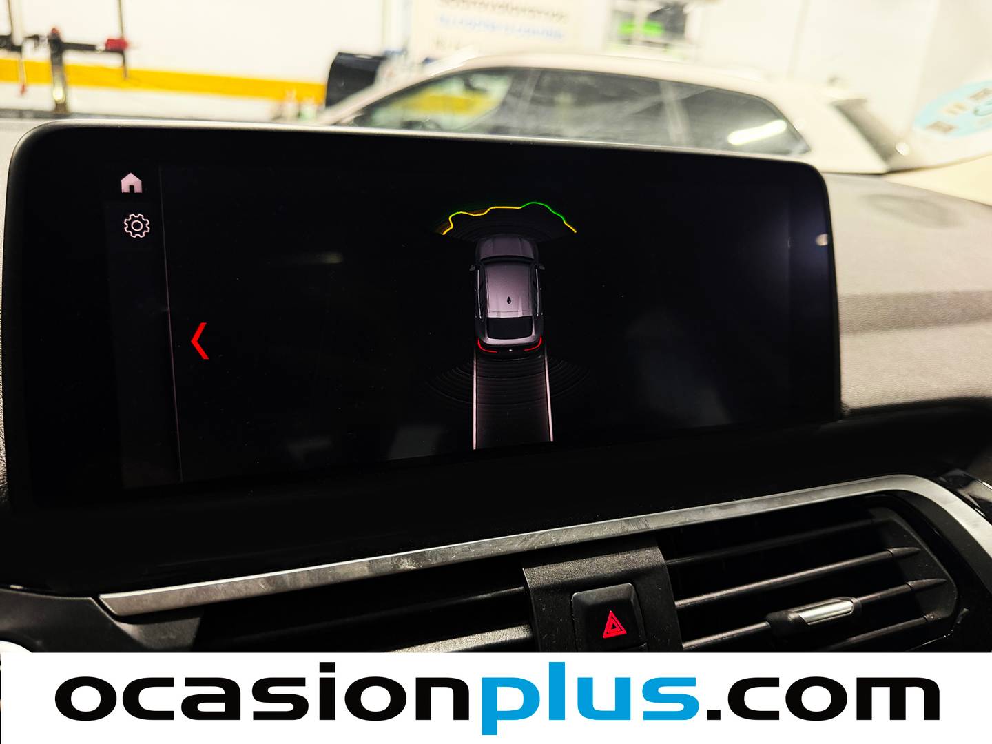 Equipamiento del BMW X4 BMW X4 xDrive20d (190 CV)