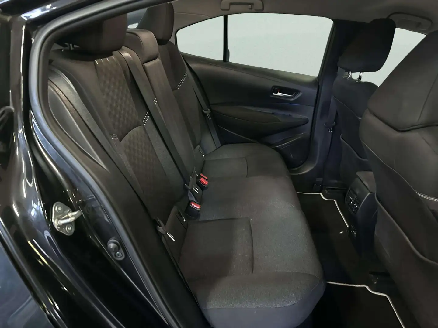 Foto Toyota Corolla Toyota Corolla 140H Style Edition (140 CV)