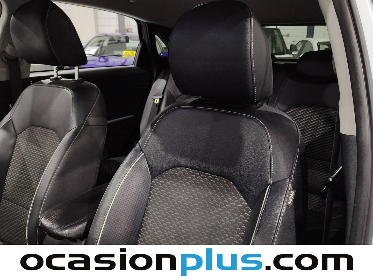 Extras y acabados del KIA Ceed Kia Ceed 1.0 T-GDi Tech (120 CV)