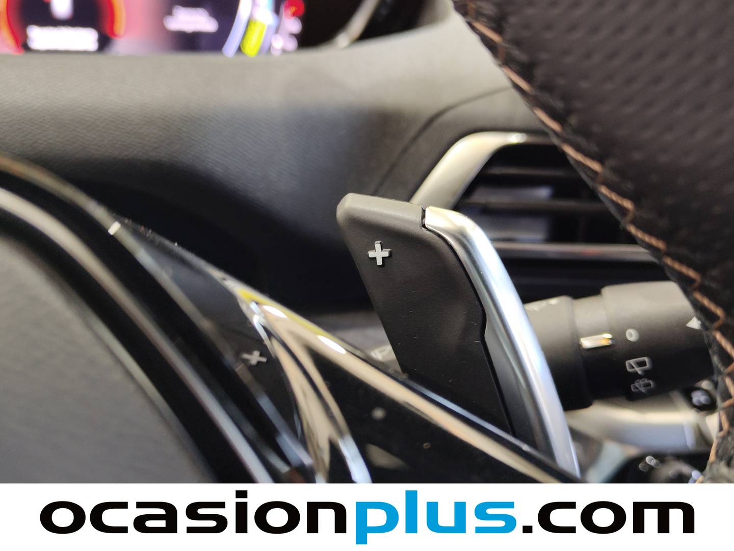 Foto Peugeot 3008 Hybrid Peugeot 3008 GT eDCS6 (145 CV)