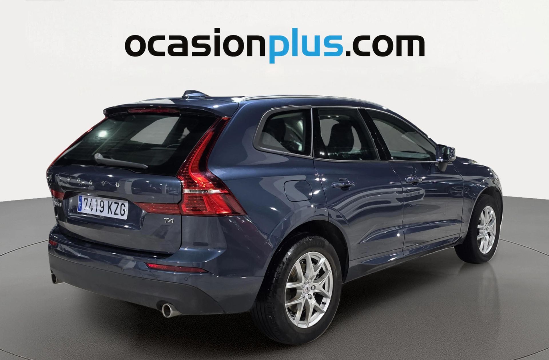 Volvo XC60 T4 Momentum - foto 4