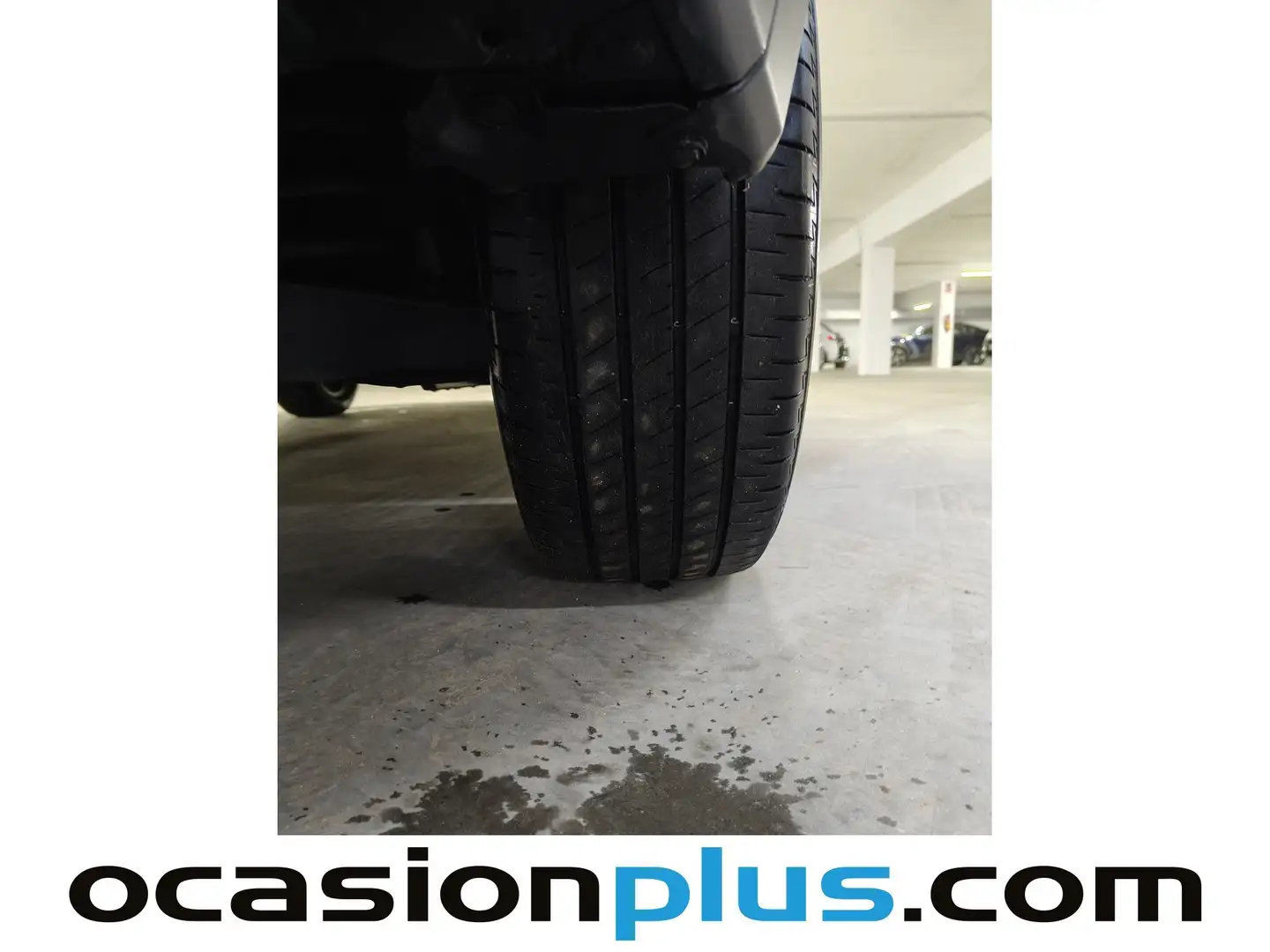 Foto Lexus UX Lexus UX 250h Business 2WD (184 CV)