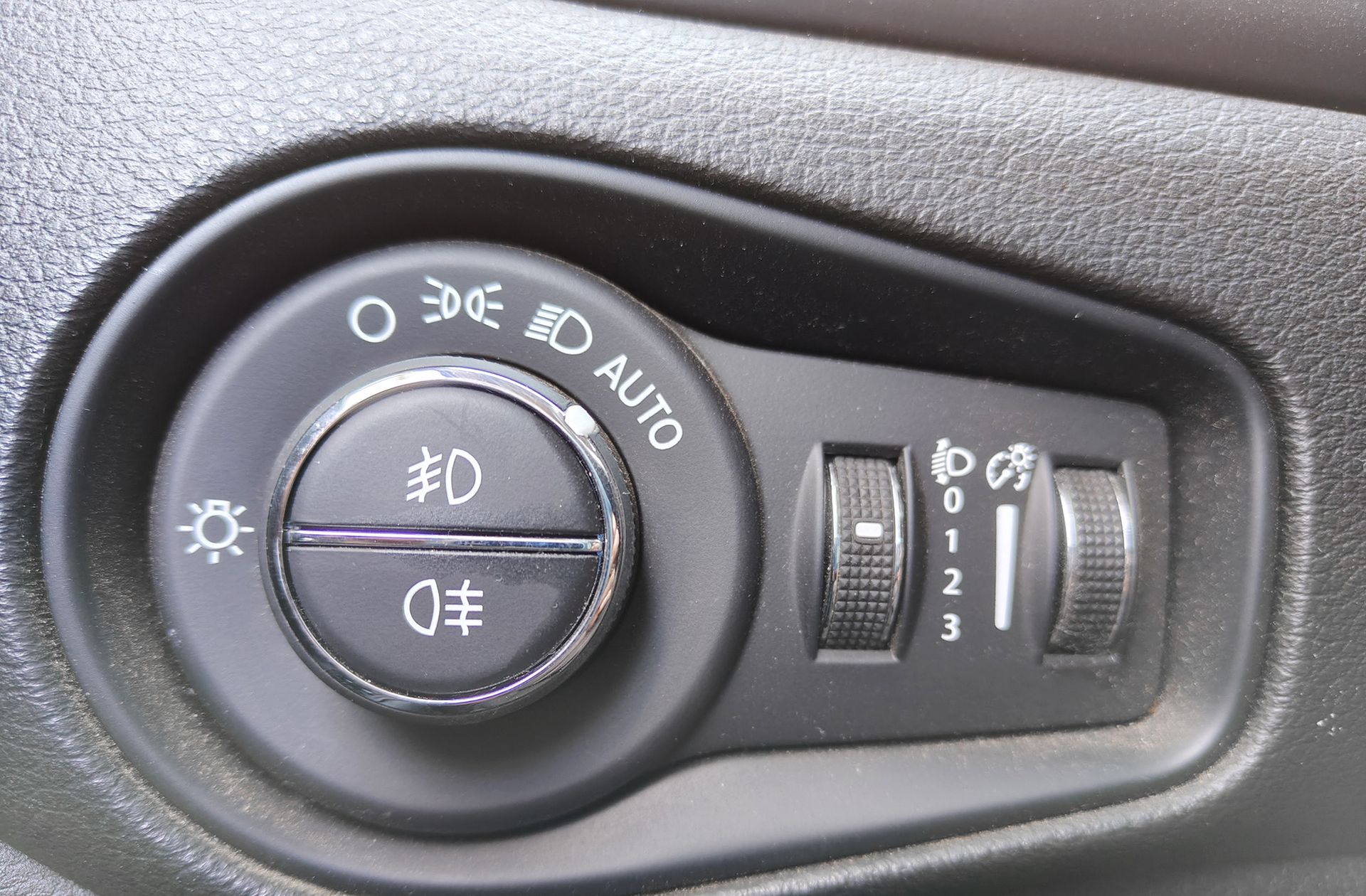 Jeep Renegade 1.0G Limited 4x2 - foto 18