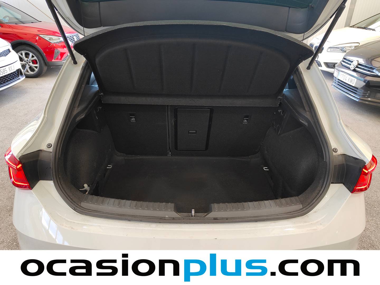 Fotos maletero Seat León Seat León 1.5 TSI S&S FR Go L (150 CV)