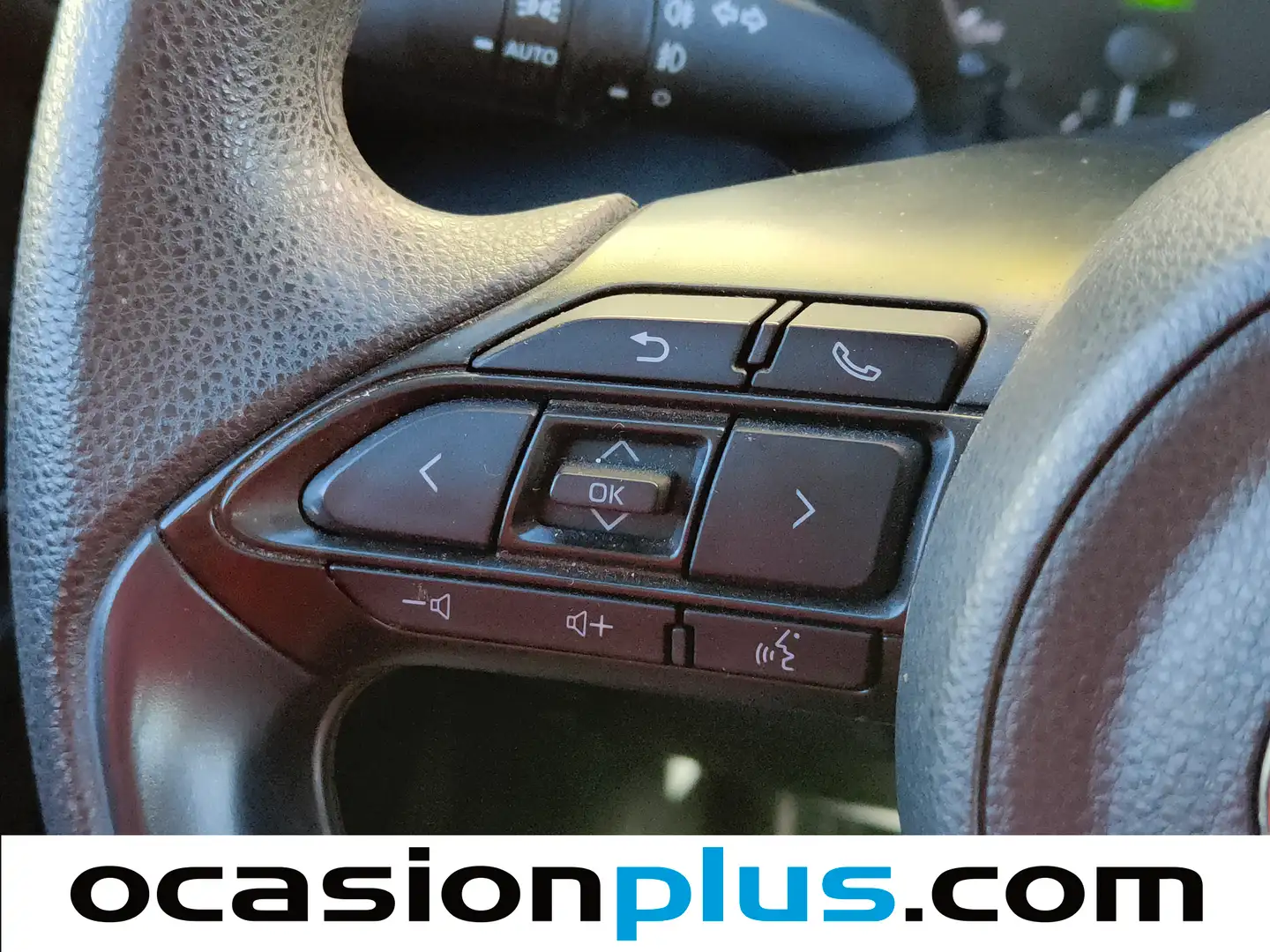 Foto Toyota Yaris Toyota Yaris 120H Business Plus (116 CV)