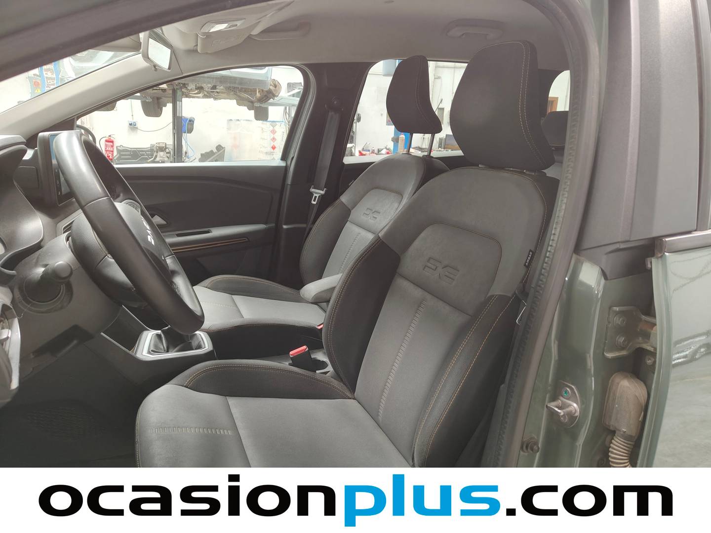 Foto asientos delanteros Dacia Jogger Dacia Jogger Extreme Go TCe (110 CV) 7 Plazas