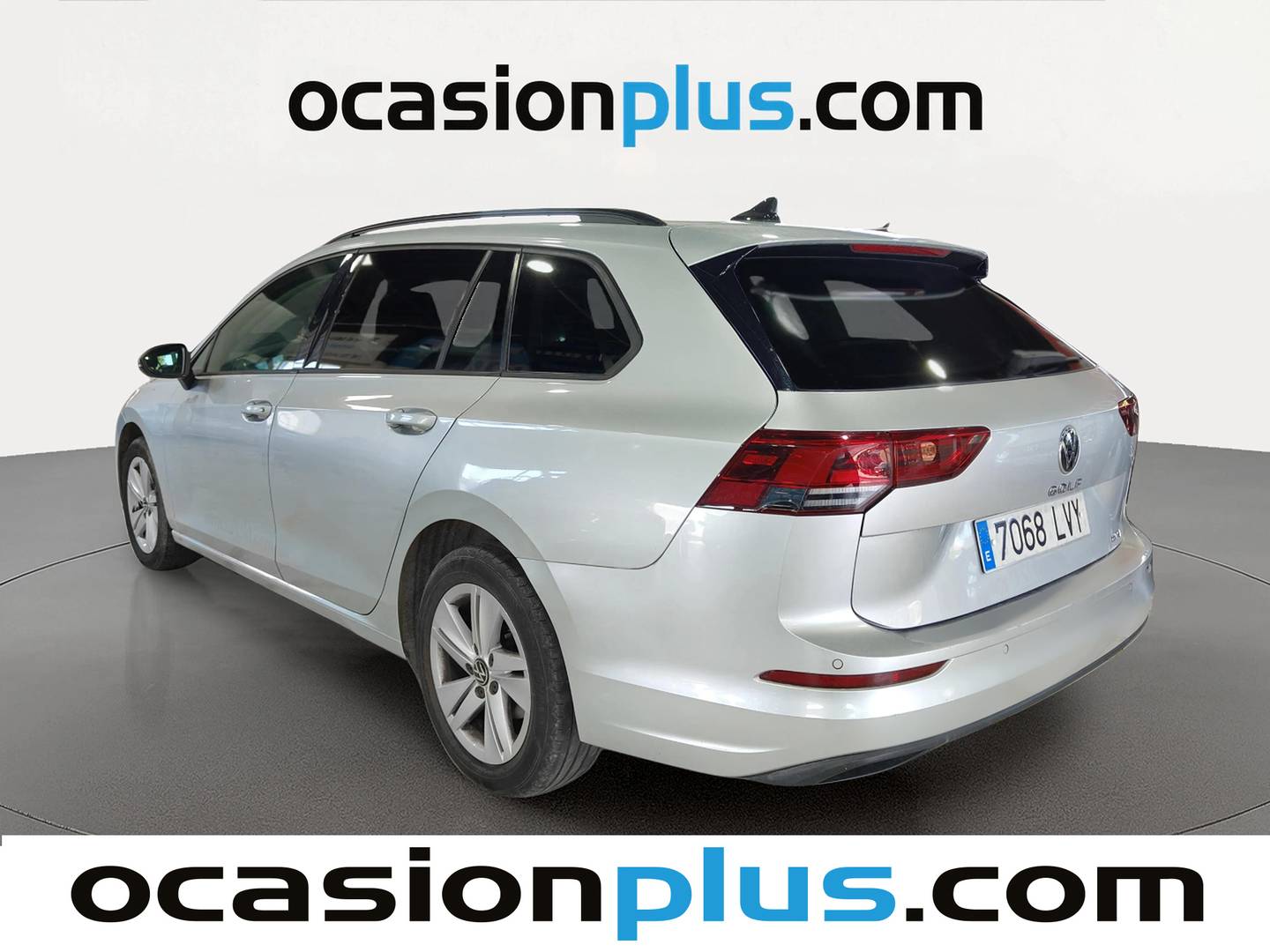 Foto trasera Volkswagen Golf Volkswagen Golf Variant Life 1.0 eTSI (110 CV) DSG derecha