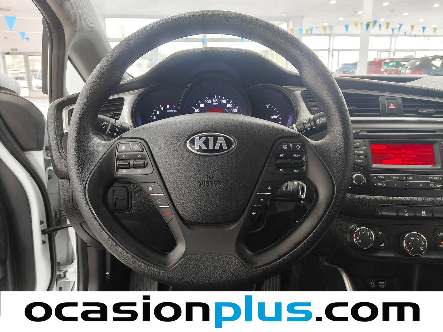 Extras y acabados del KIA ProCeed KIA ProCeed 1.6 CRDi VGT Concept (110 CV)