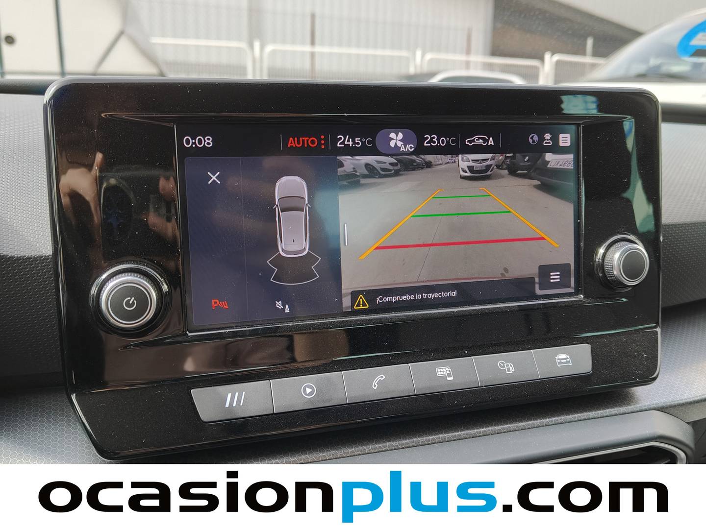 Extras y acabados del Seat León Seat León 1.0 eTSI S&S Style Go DSG (110 CV)