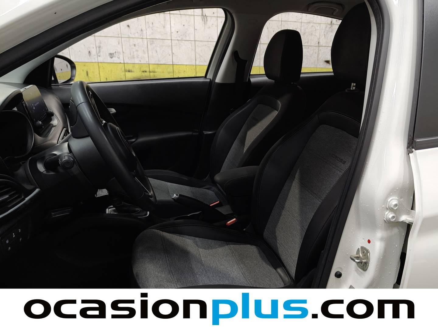 Foto asientos delanteros Fiat Tipo Fiat Tipo 1.5 Hybrid Cross DCT (130 CV)