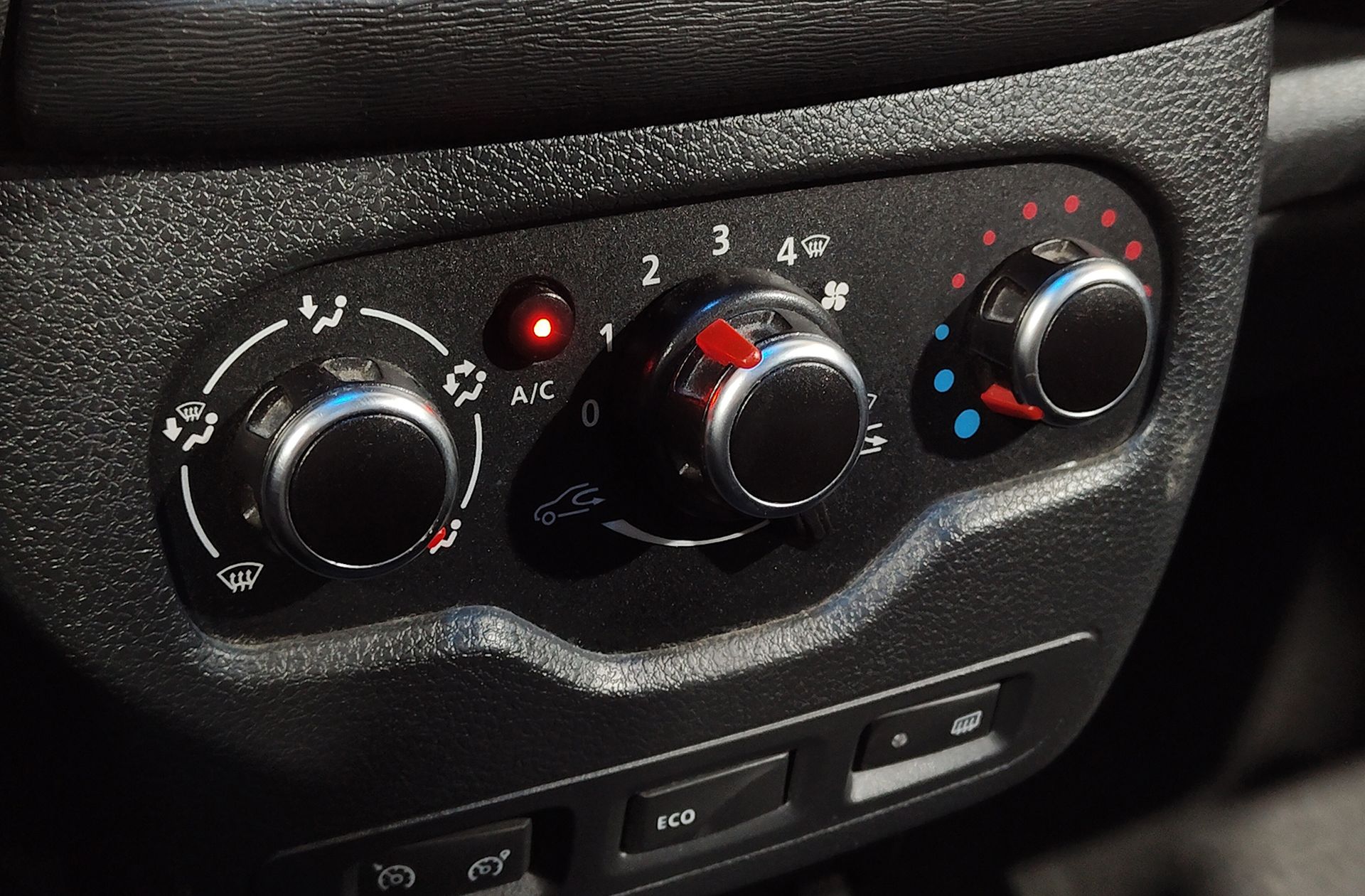 Dacia Lodgy Laureate TCe 7 plazas - foto 23