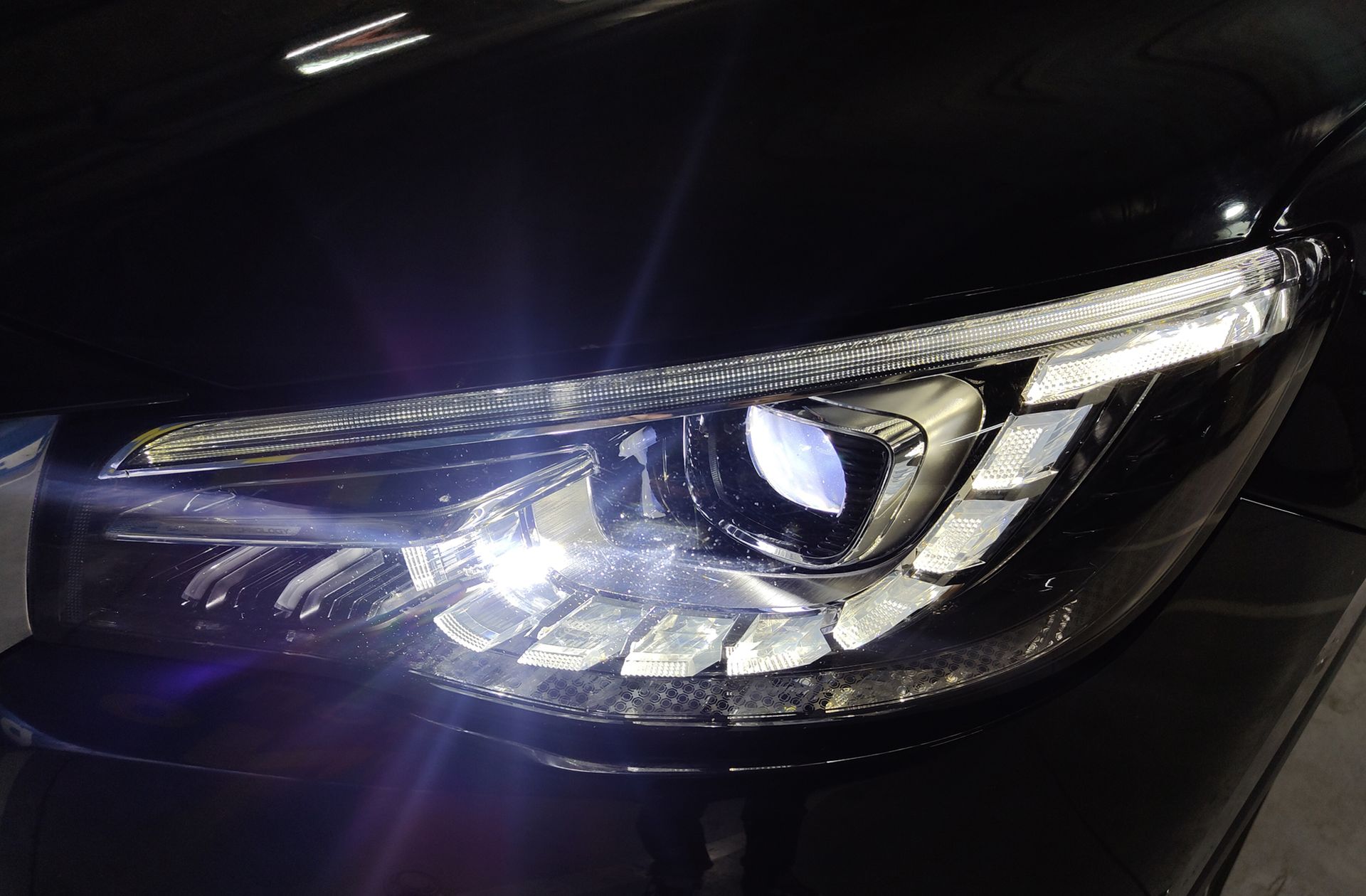 MG eHS 1.5 T-GDi PHEV Luxury - foto 17