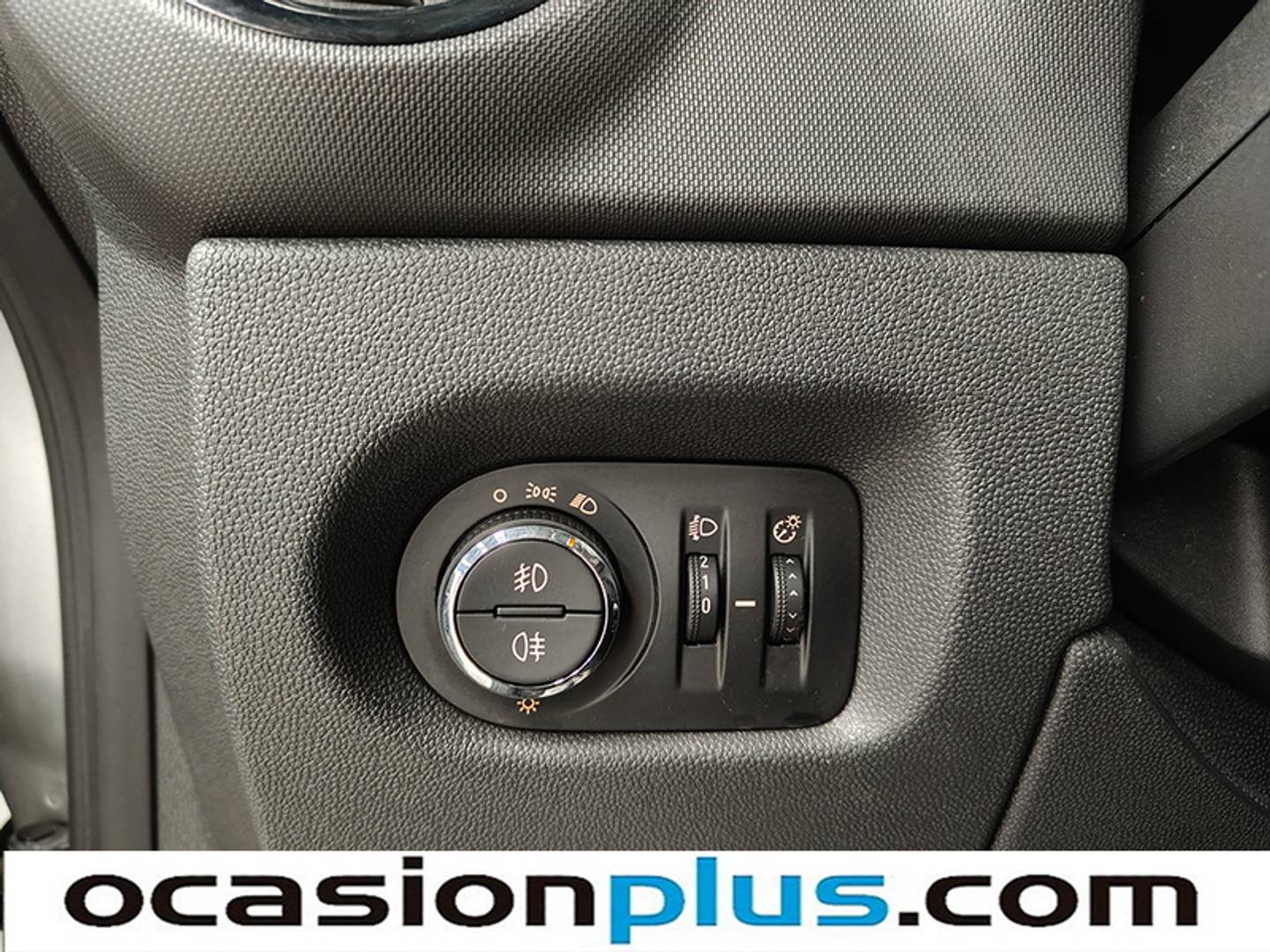 Foto Opel Corsa Opel Corsa 1.3 CDTi C`Mon (95 CV)