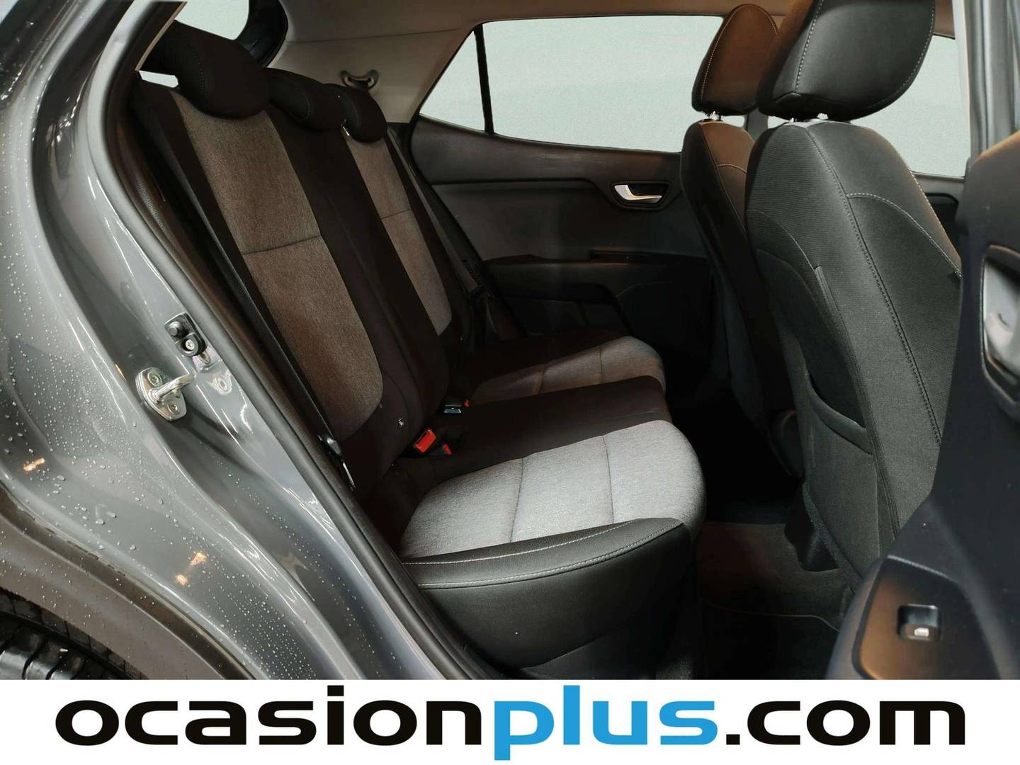 Foto KIA Stonic Kia Stonic 1.0 T-GDi MHEV iMT Concept (100 CV)