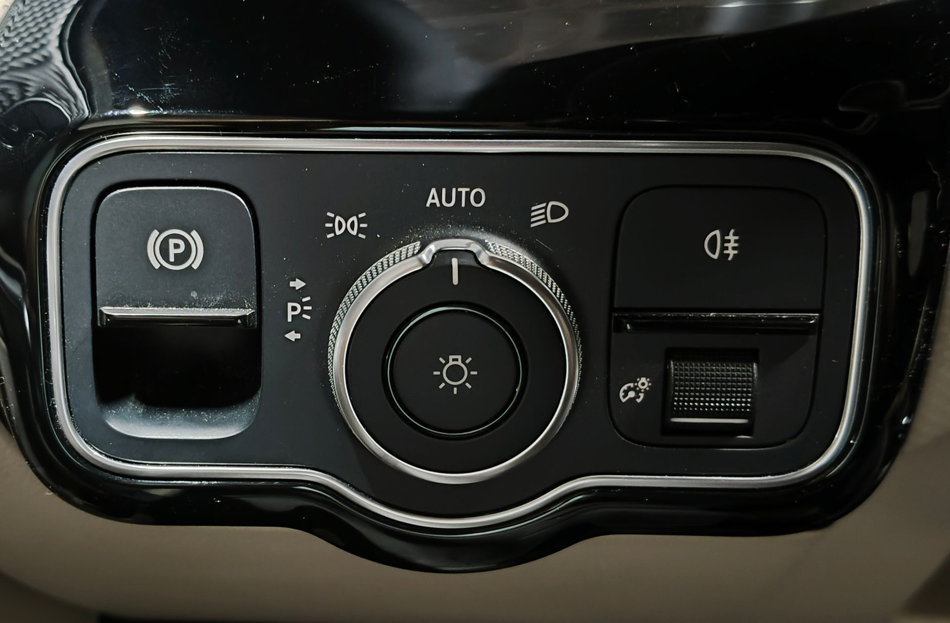 Mercedes-Benz CLA Shooting Brake 220 d - foto 25