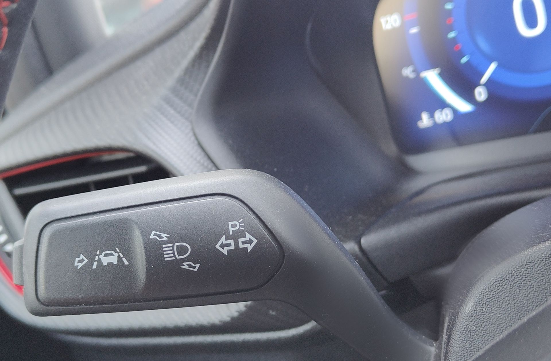 Ford Fiesta 1.5 EcoBoost ST - foto 30