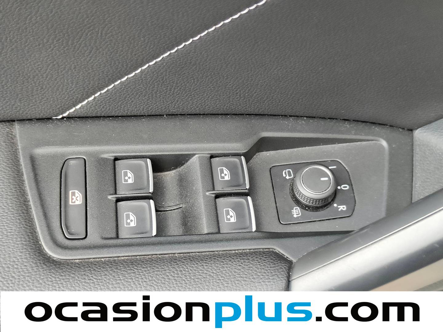 Foto Volkswagen Tiguan Volkswagen Tiguan Sport 2.0 TDI (150 CV) DSG R-Line