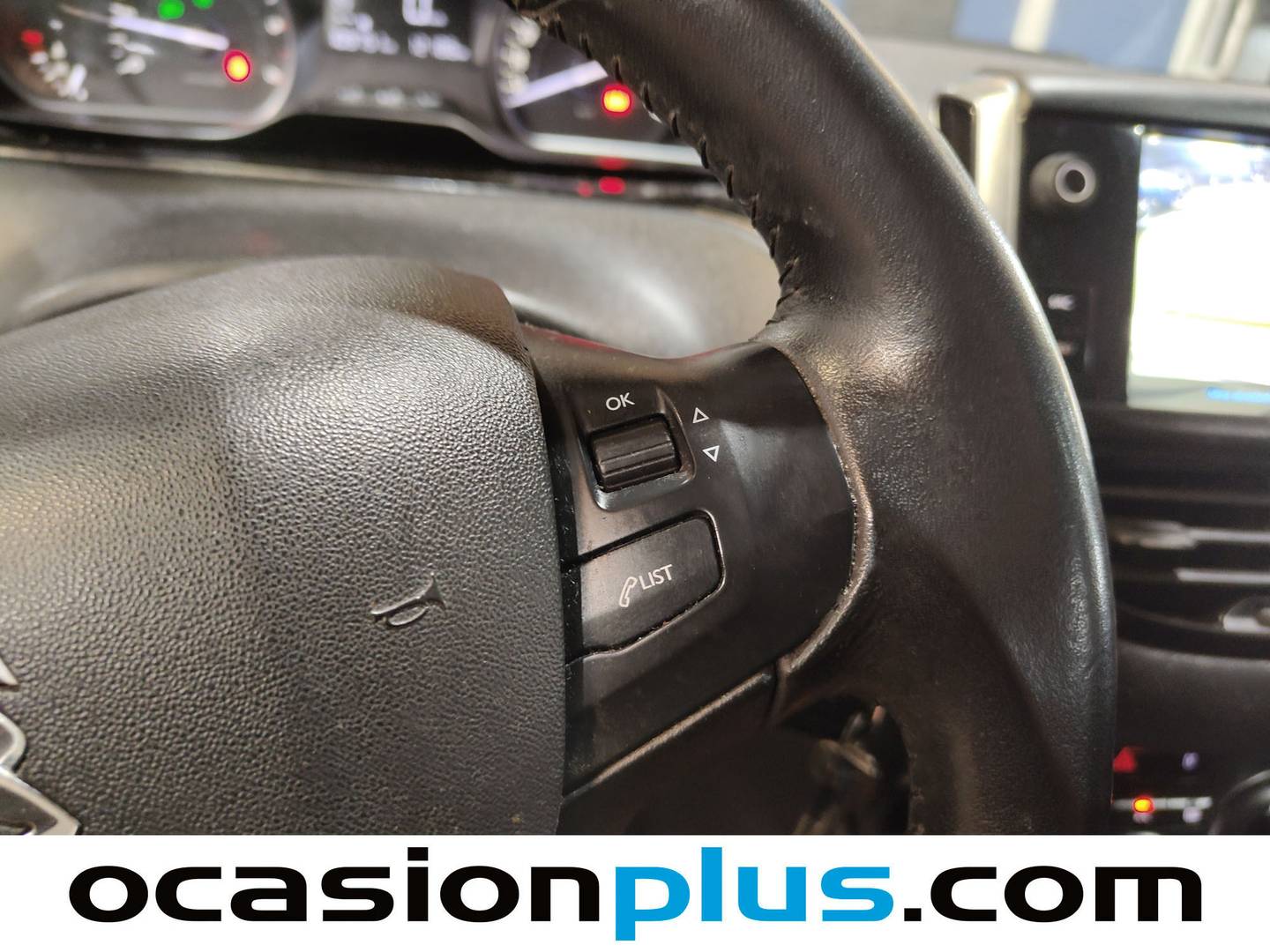 Peugeot 208 Peugeot 208 BlueHDi 100 S&S Signature (99 CV) seminuevo