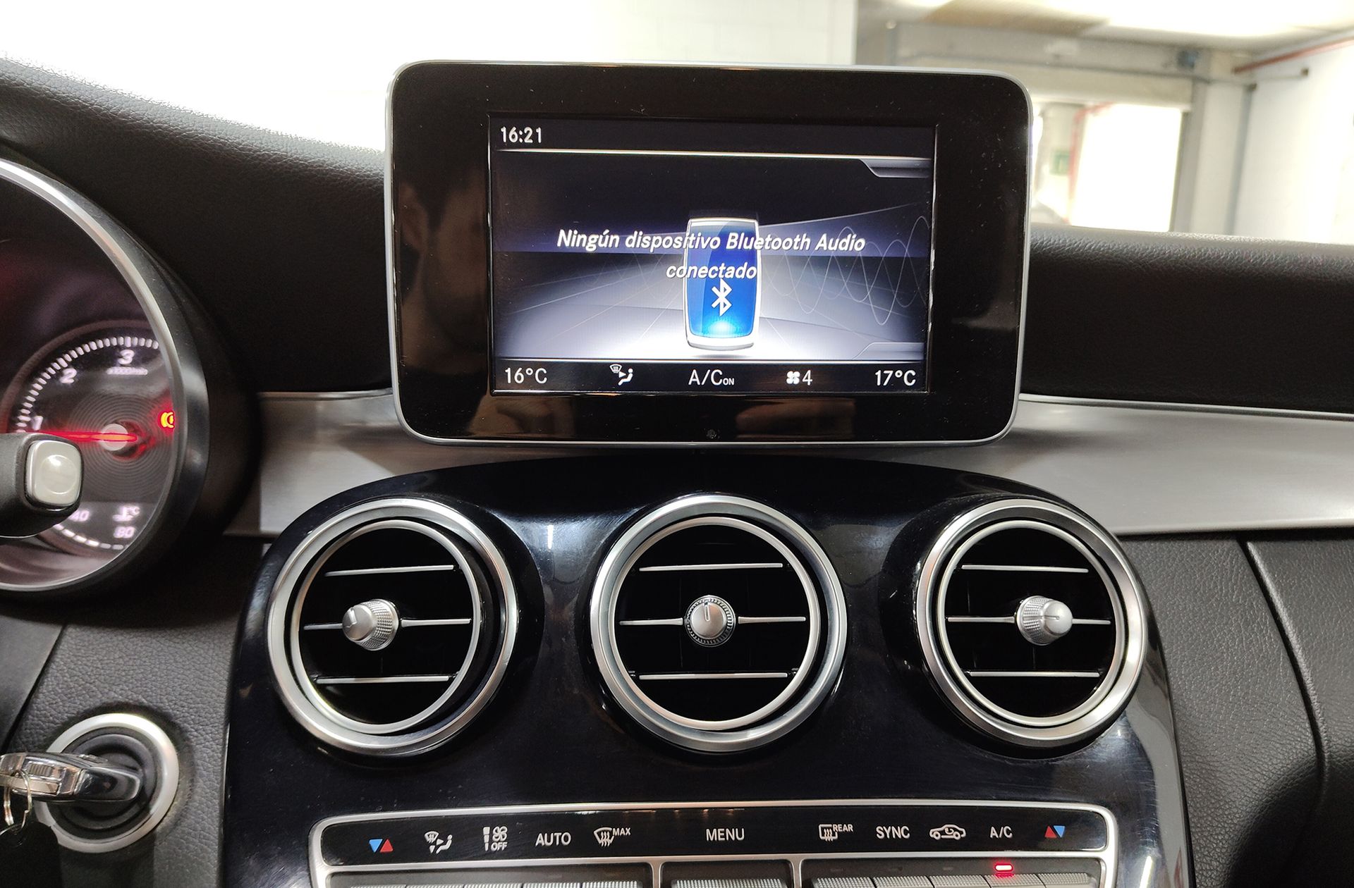 Mercedes-Benz Clase C Estate 220 d Pack AMG - foto 37