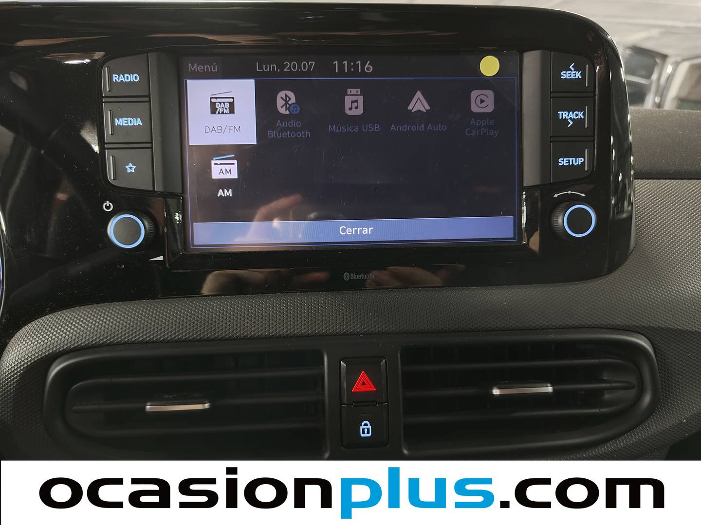 Extras y acabados del Hyundai i10 Hyundai i10 1.2 Tecno 2C (84 CV)