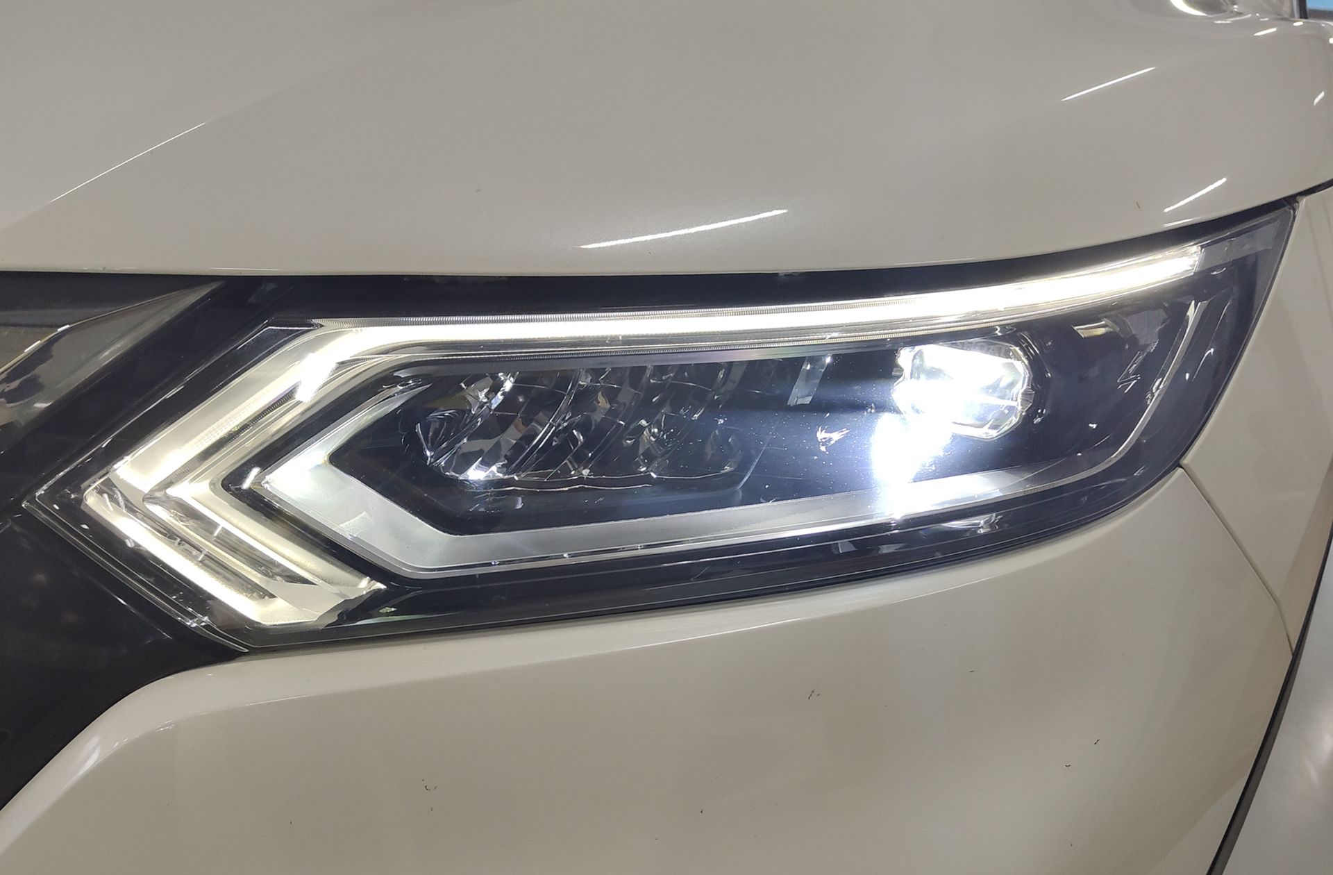 Nissan Qashqai DIG-T 115 N-Connecta - foto 15
