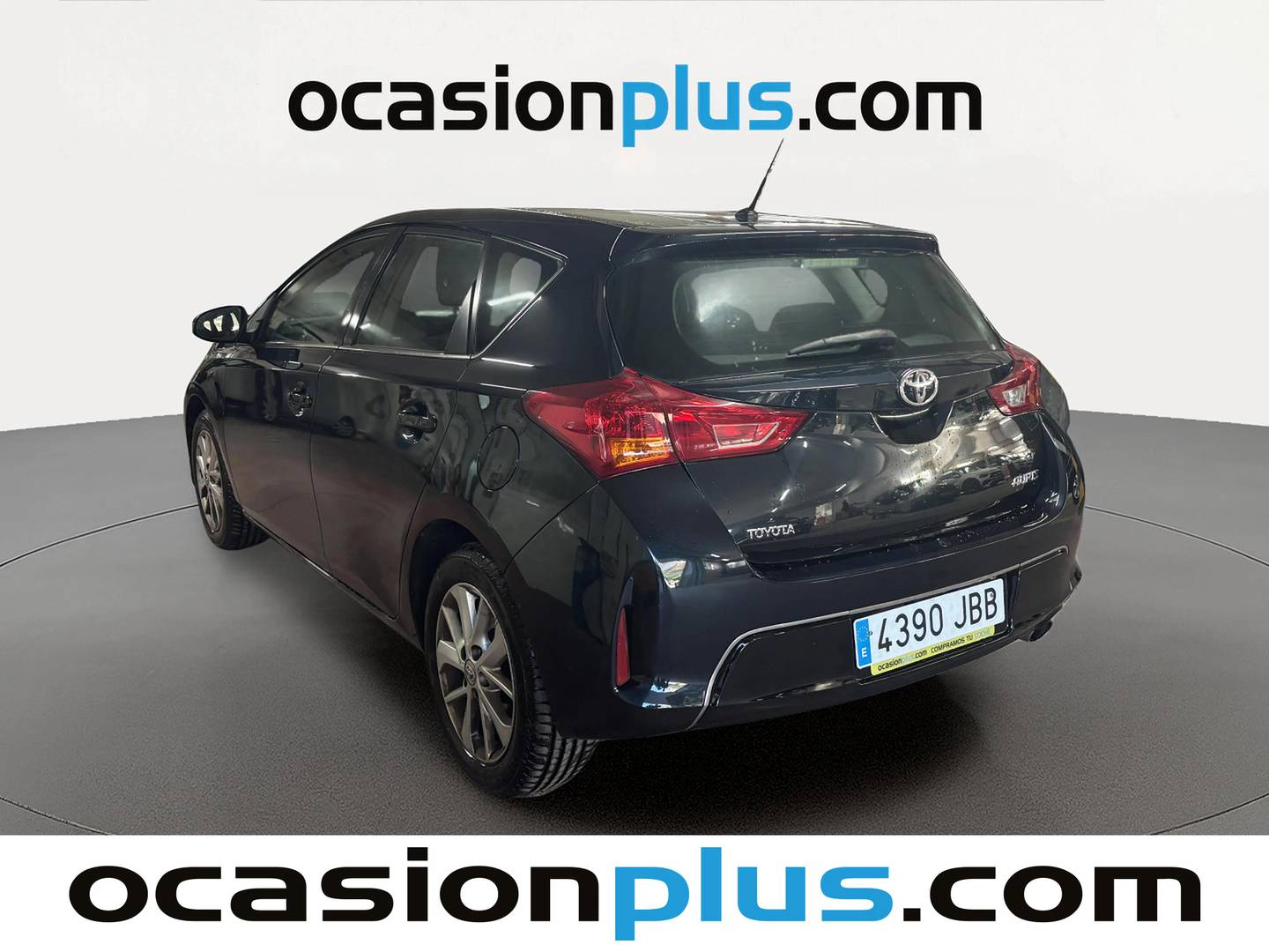 Foto trasera Toyota Auris Toyota Auris 130 Active (132 CV) izquierda