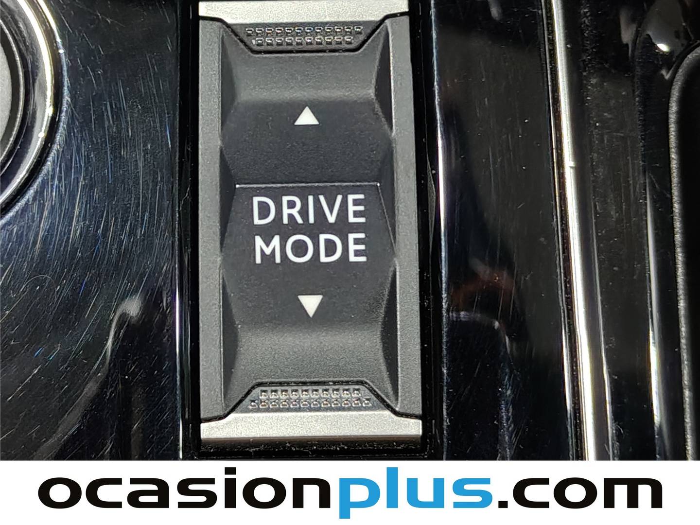 Foto Peugeot 3008 Hybrid Peugeot 3008 Hybrid 300 Allure Pack e-EAT8  (300 CV)