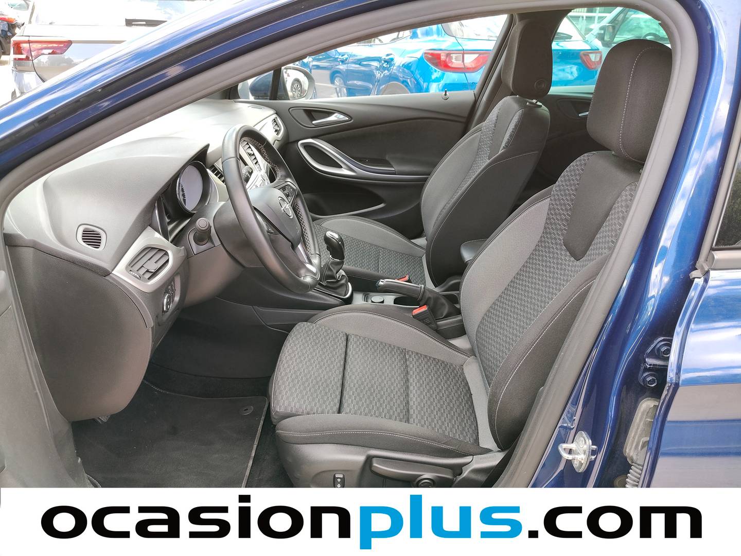 Foto asientos delanteros Opel Astra Opel Astra 1.2 Turbo SHL GS Line (110 CV)