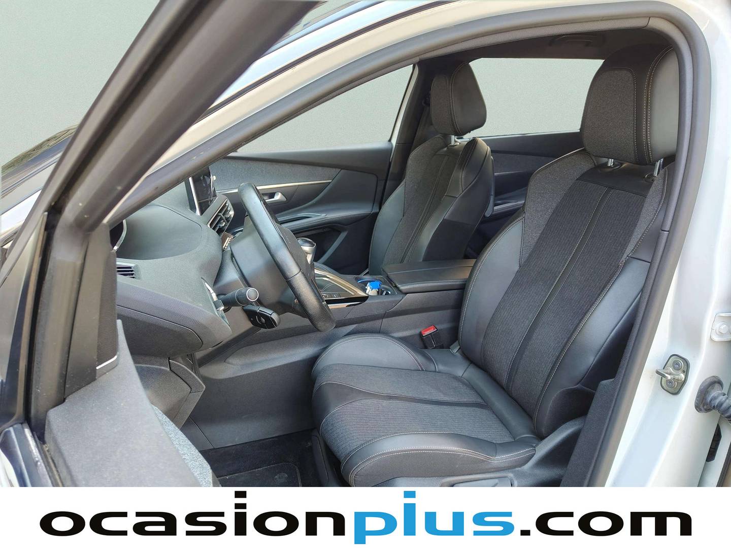 Foto asientos traseros Peugeot 5008 Peugeot 5008 PureTech 130 GT Line (130 CV) 7 Plazas
