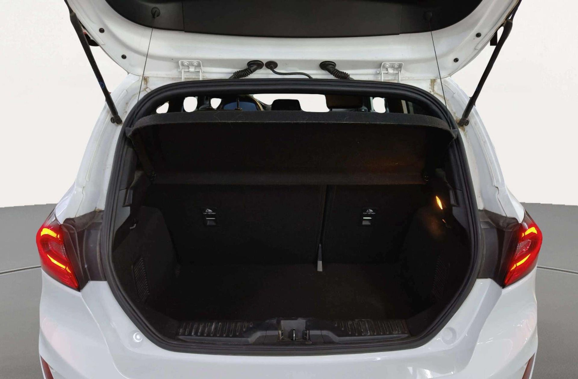 Ford Fiesta 1.0 EcoBoost MHEV ST-Line - foto 19