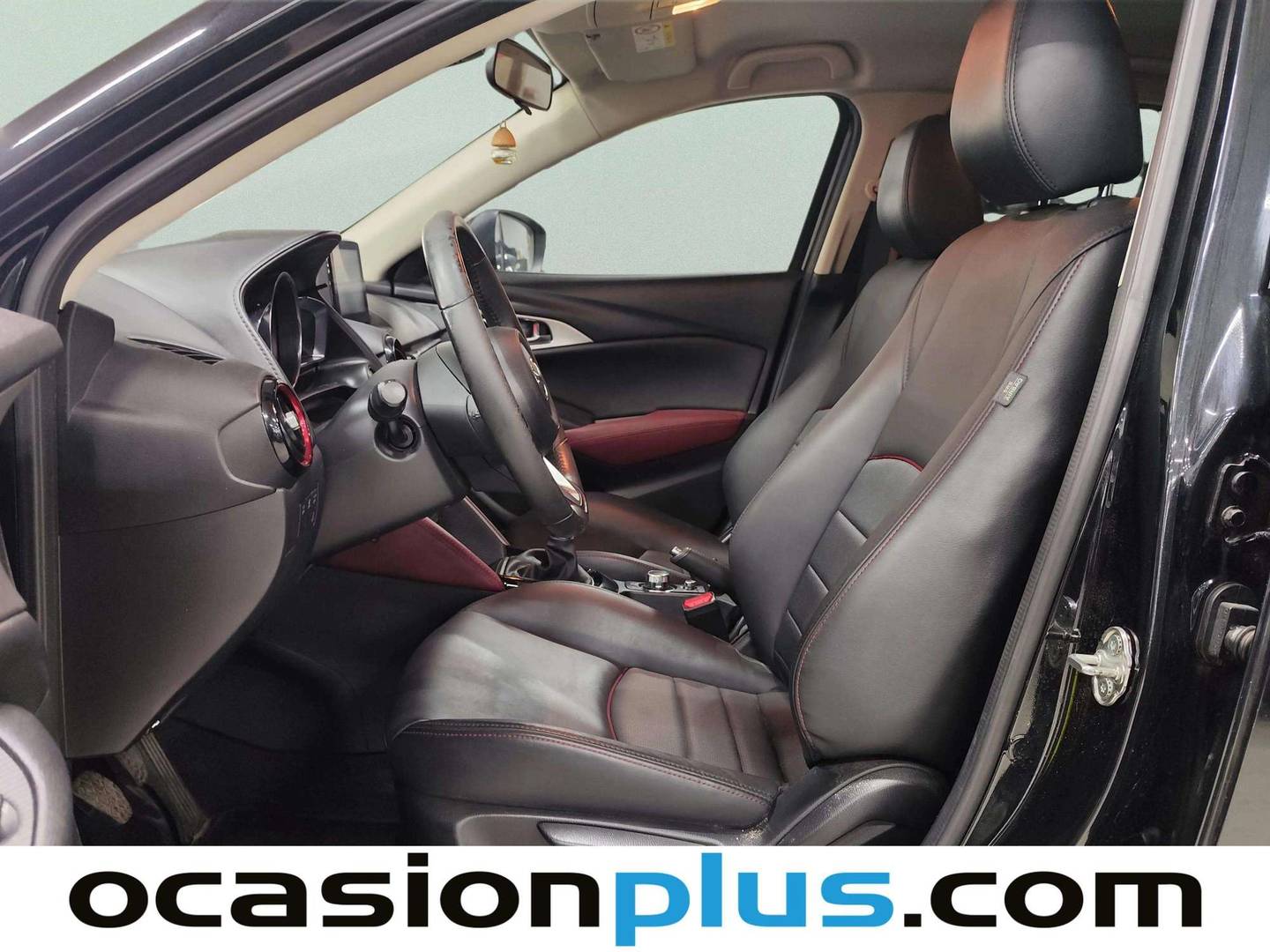 Foto asientos delanteros Mazda CX-3 Mazda CX-3 2.0 SKYACTIV GE Luxury 2WD (120 CV)