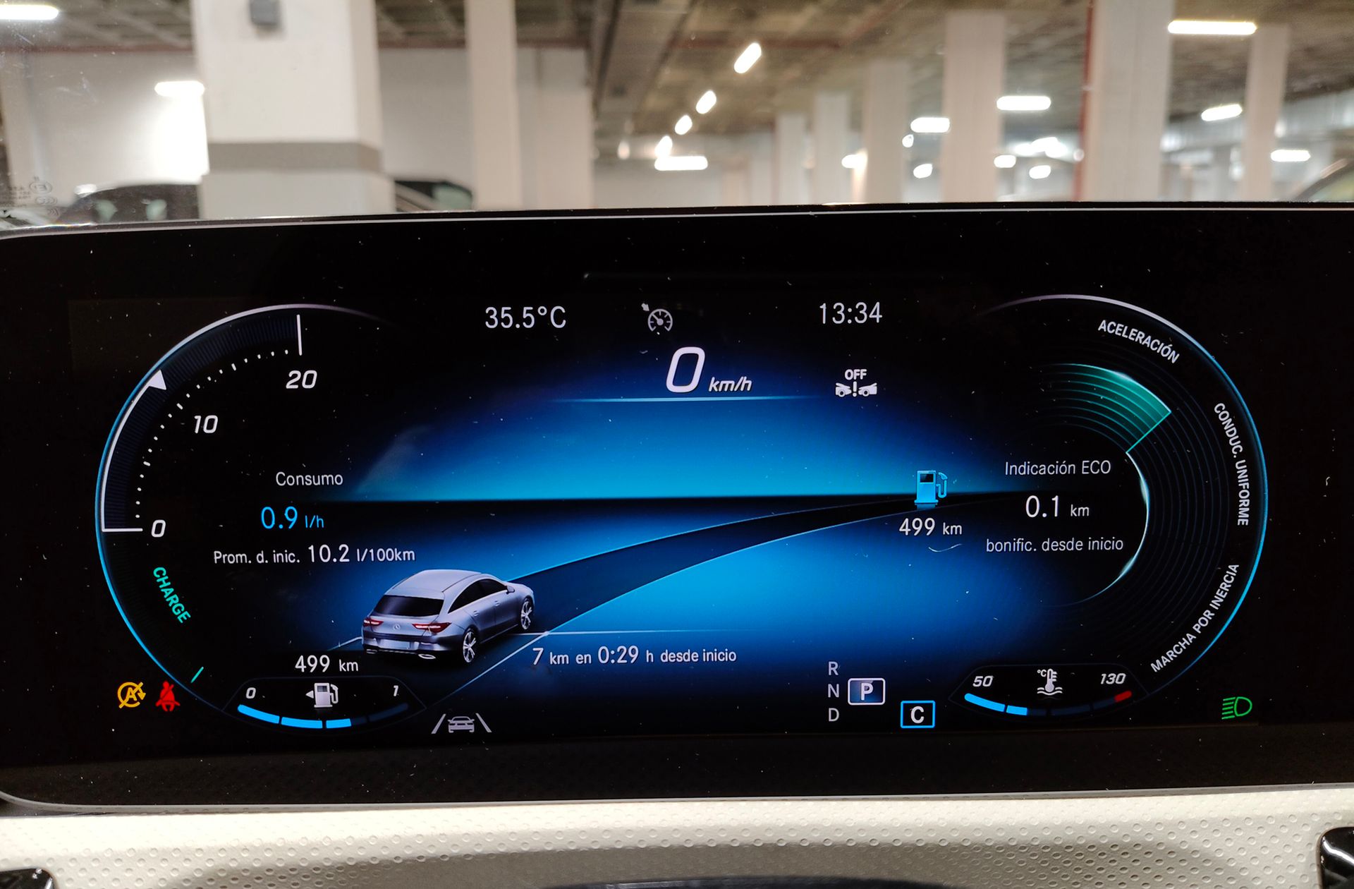 Mercedes-Benz CLA Shooting Brake 220 d - foto 24