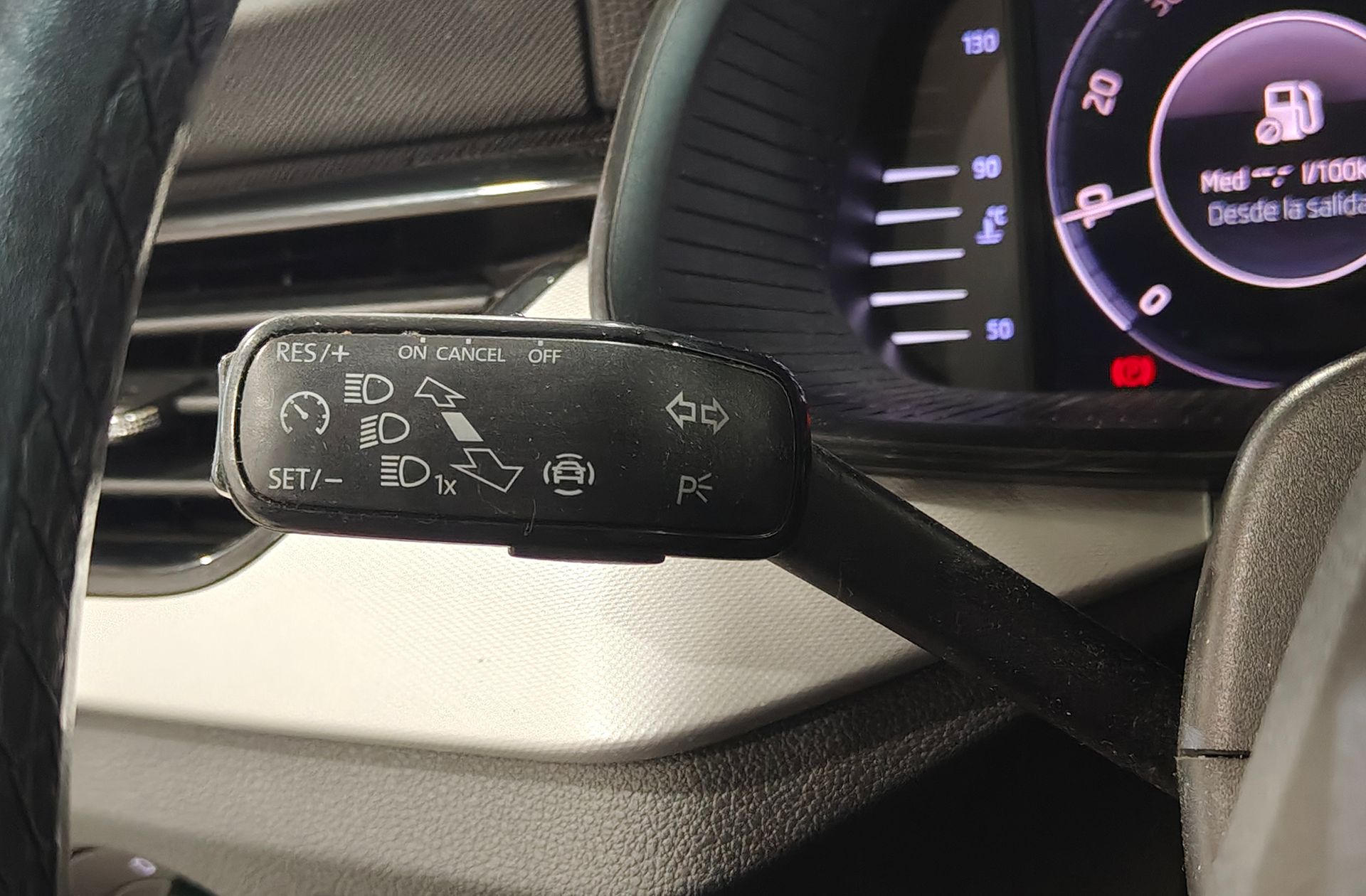 Škoda Scala 1.0 TSI Ambition - foto 25
