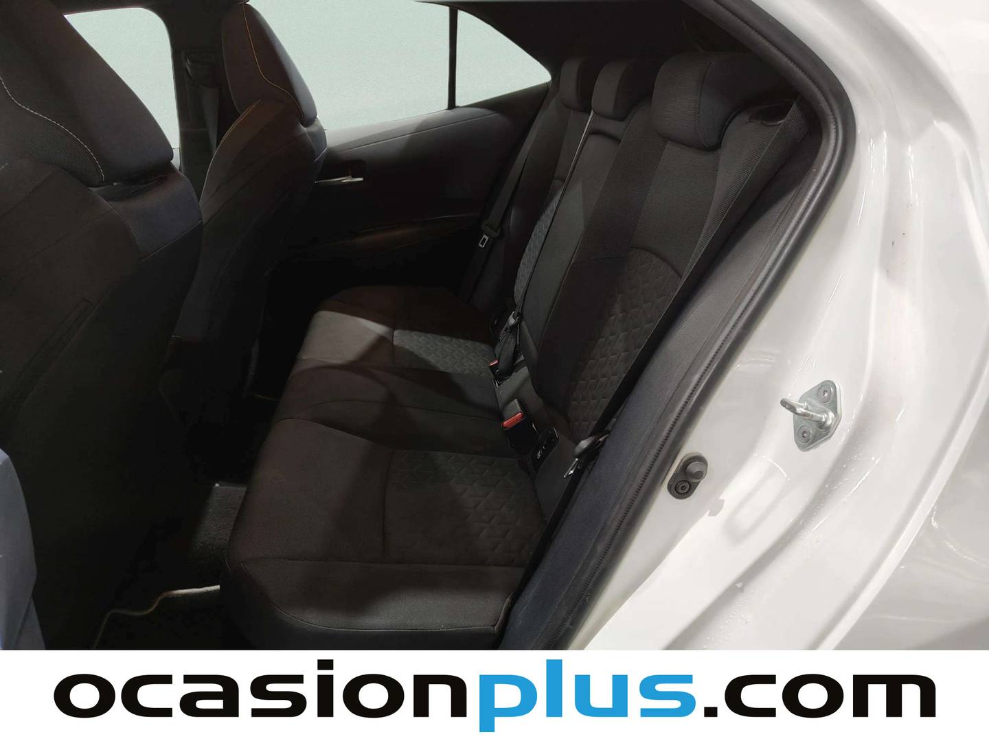 Foto asientos traseros Toyota Corolla Toyota Corolla 1.8 125 Híbrido Feel! E-CVT (122 CV)