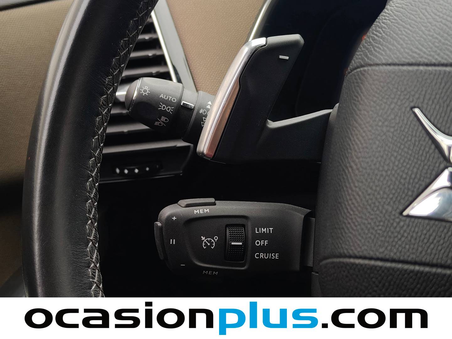 DS DS 7 Crossback DS DS7 Crossback BlueHDi 130 So Chic Auto (130 CV) de segunda mano