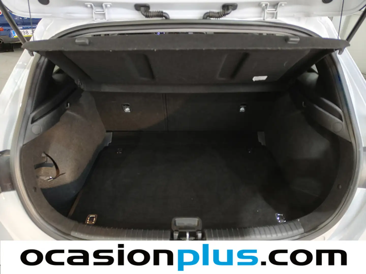 Foto KIA Ceed Kia Ceed 1.6 MHEV iMT Drive (136 CV)