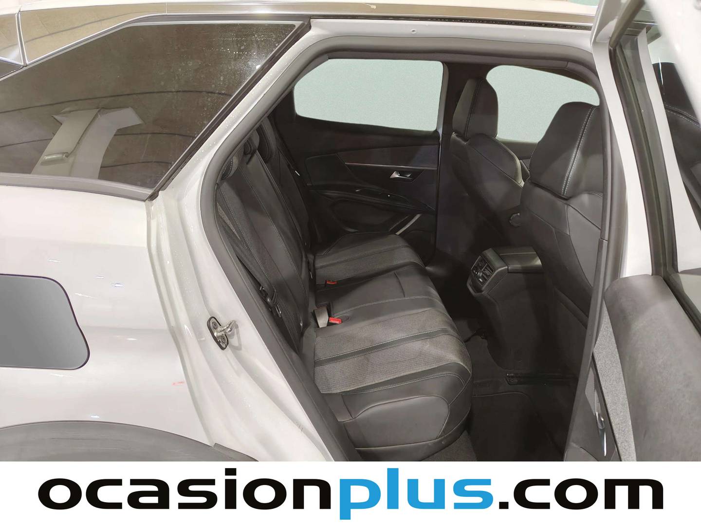 Foto Peugeot 3008 Hybrid Peugeot 3008 Hybrid 300 Allure Pack e-EAT8  (300 CV)