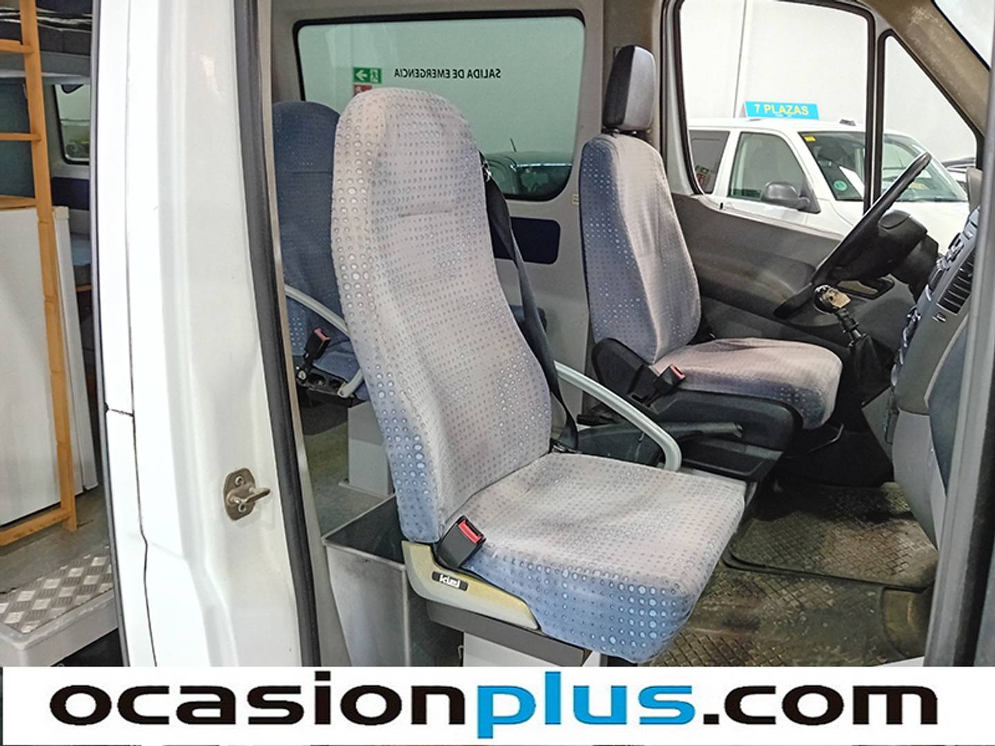 Foto Mercedes Sprinter Mercedes-Benz Sprinter Furgon 311 CDI Medio 3.5T Techo Alto (109 CV) 6 PLAZAS
