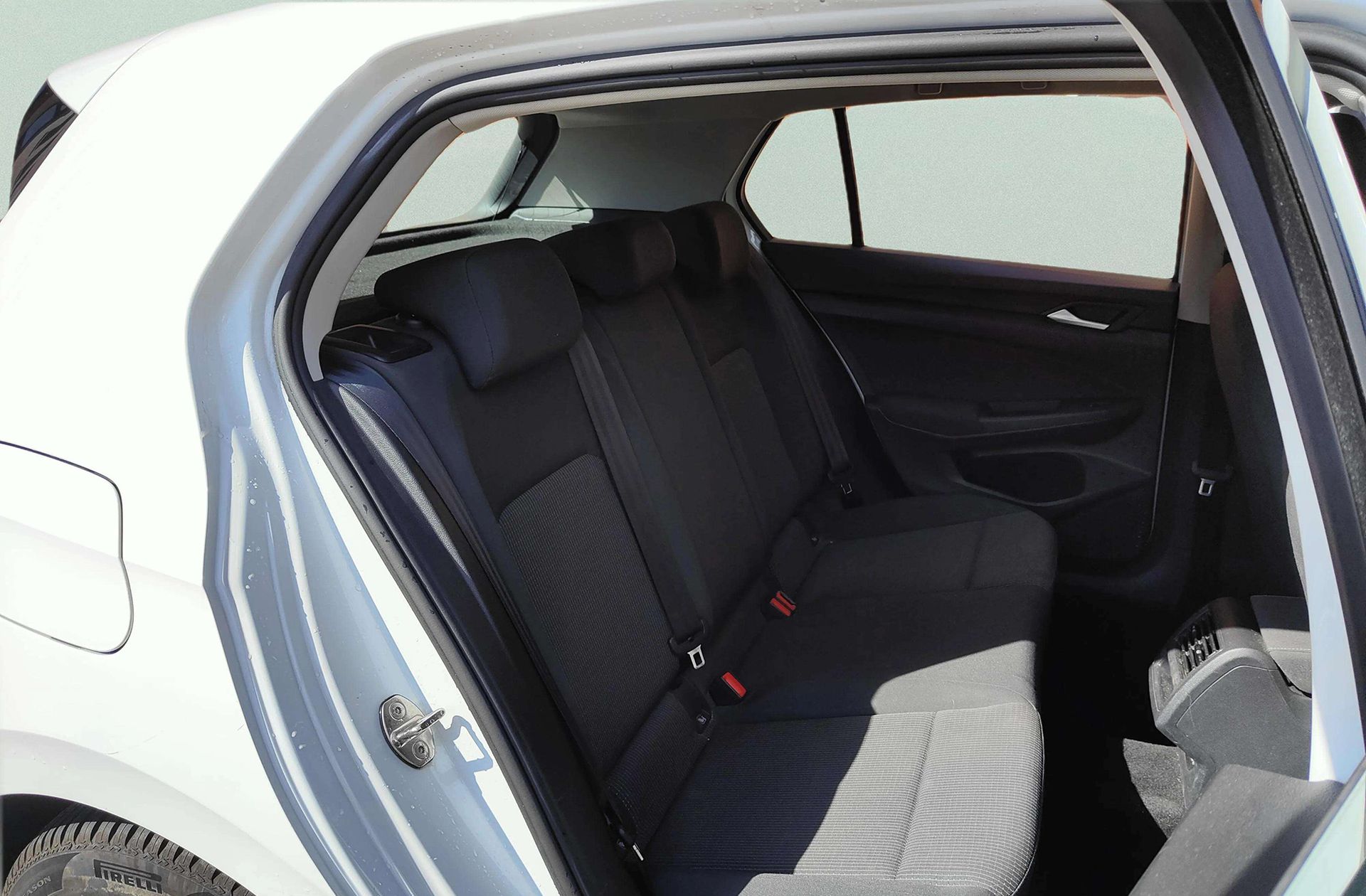 Volkswagen Golf 2.0 TDI - foto 15