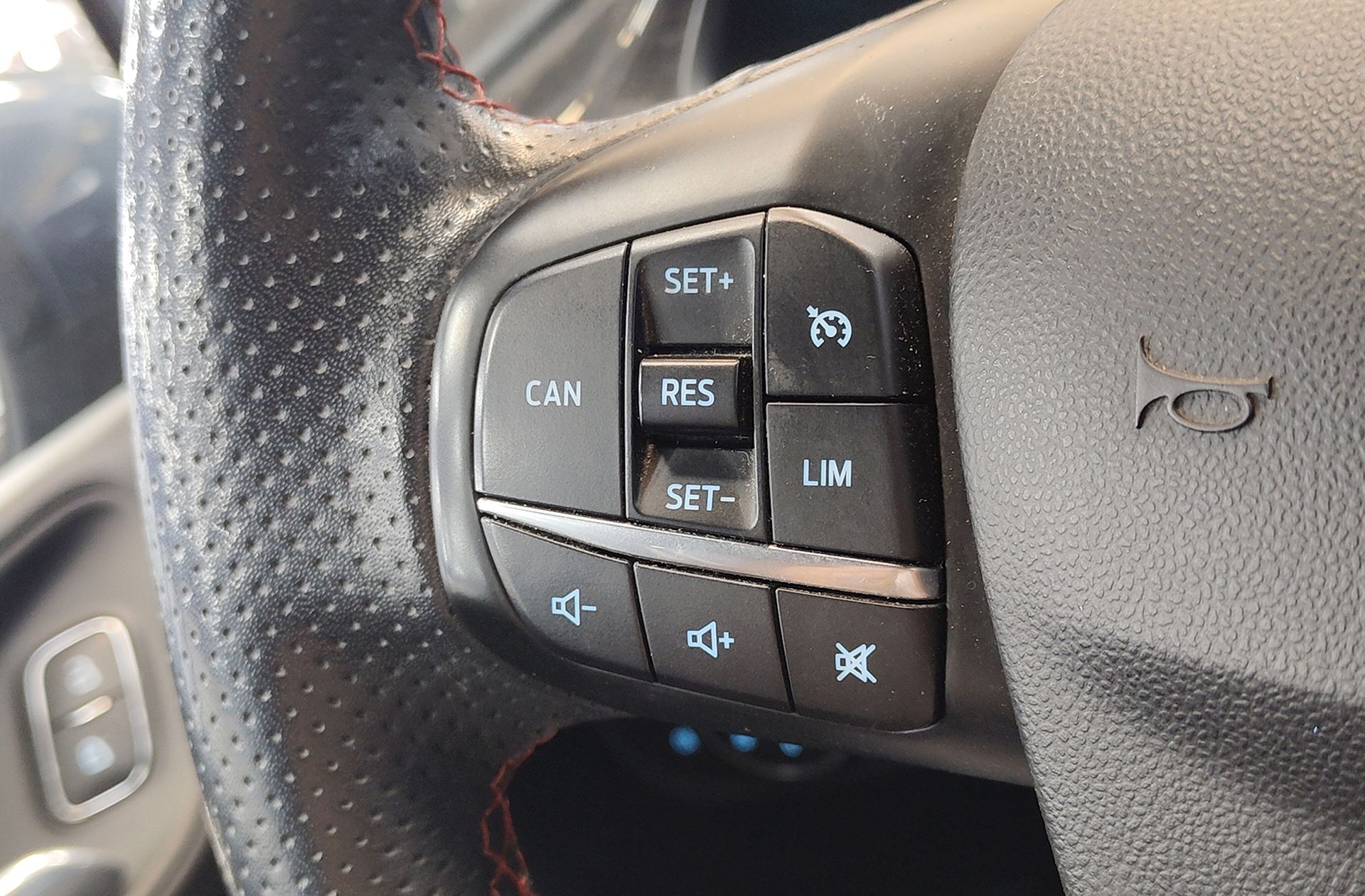 Ford Fiesta 1.0 EcoBoost ST-Line - foto 20