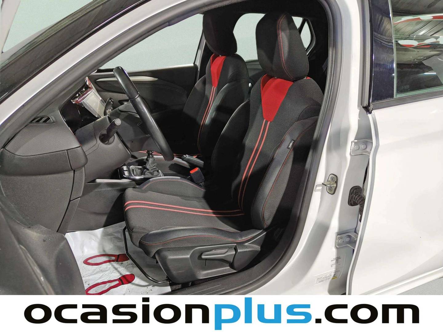 Foto asientos delanteros Opel Corsa Opel Corsa 1.5D DT GS-Line (102 CV)