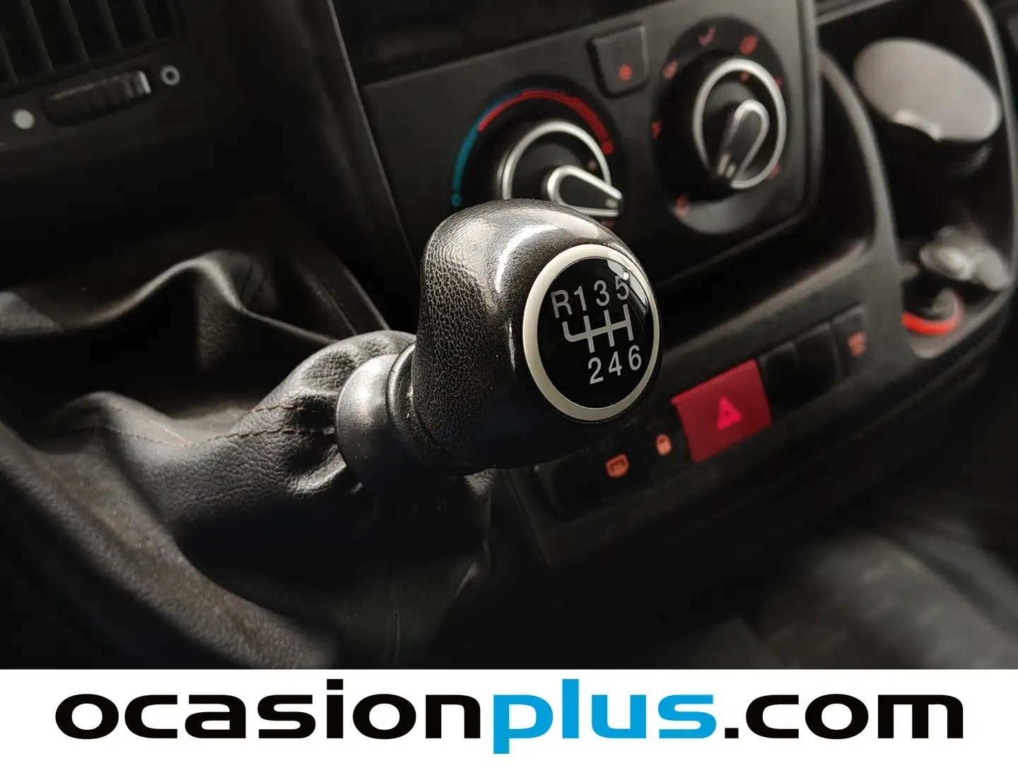 Foto Citroën Jumper Citroen Jumper Furgon BlueHDi 140 35 L2H2 (140 CV)