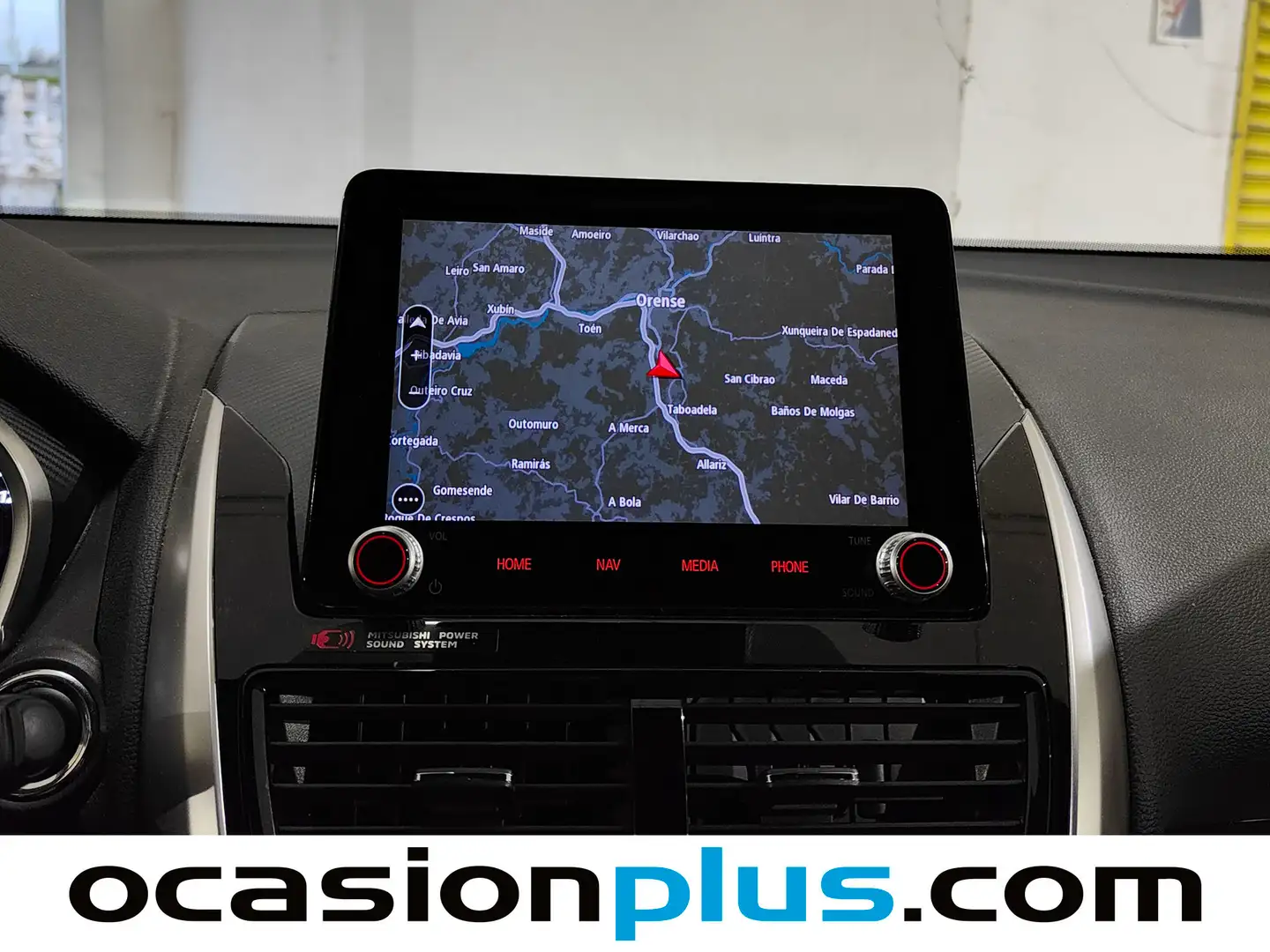 Foto Mitsubishi Eclipse Cross Mitsubishi Eclipse Cross 2.4 PHEV Kaiteki 4WD Auto (188 CV)