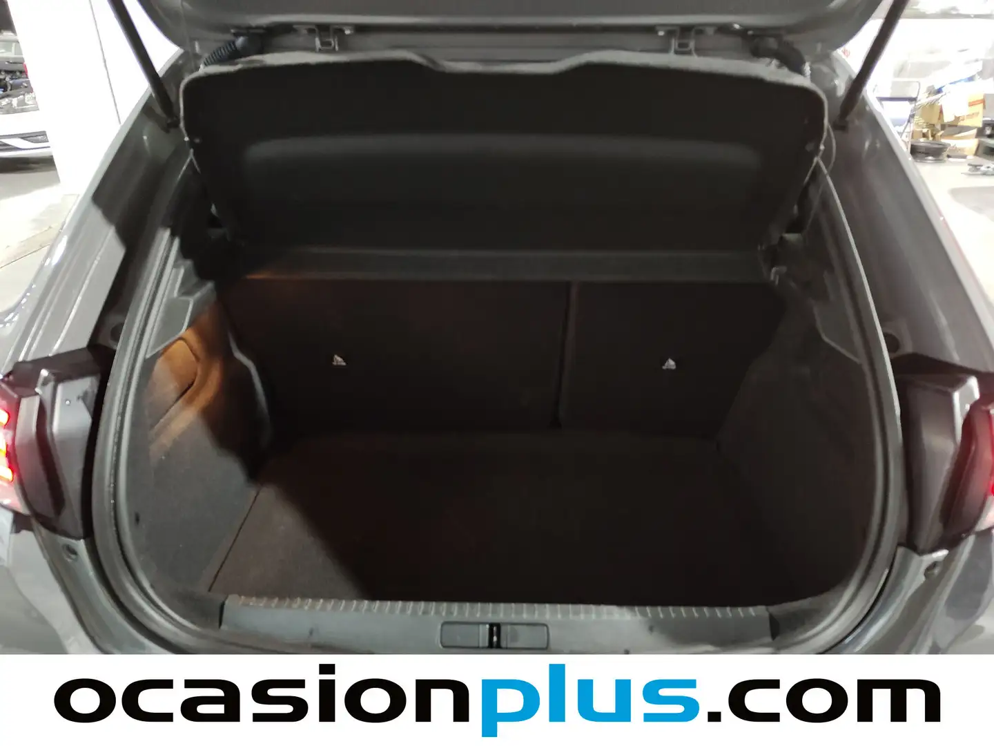 Foto Peugeot 208 Peugeot 208 PureTech 100 Allure (100 CV)