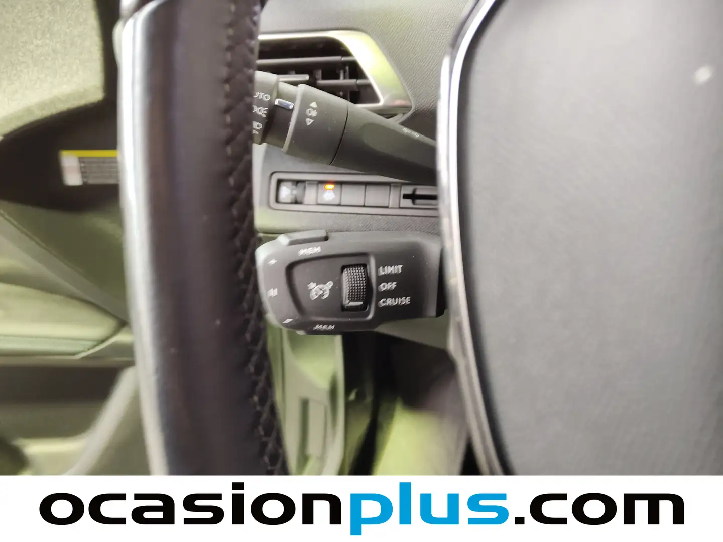 Foto Peugeot 3008 Peugeot 3008 PureTech 130 S&S Allure Pack (130 CV)